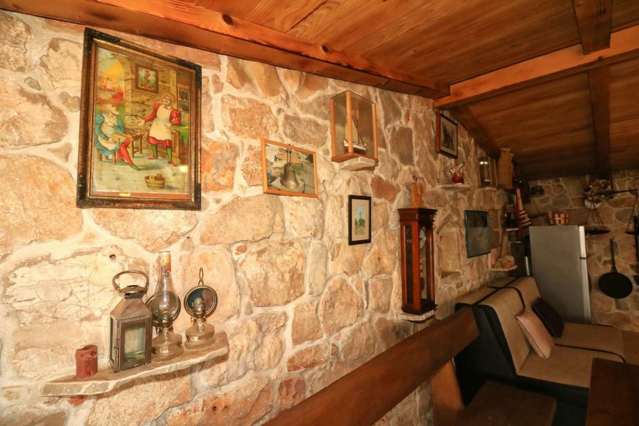 יזרה Holliday Home Robinson Tourism Maria מראה חיצוני תמונה