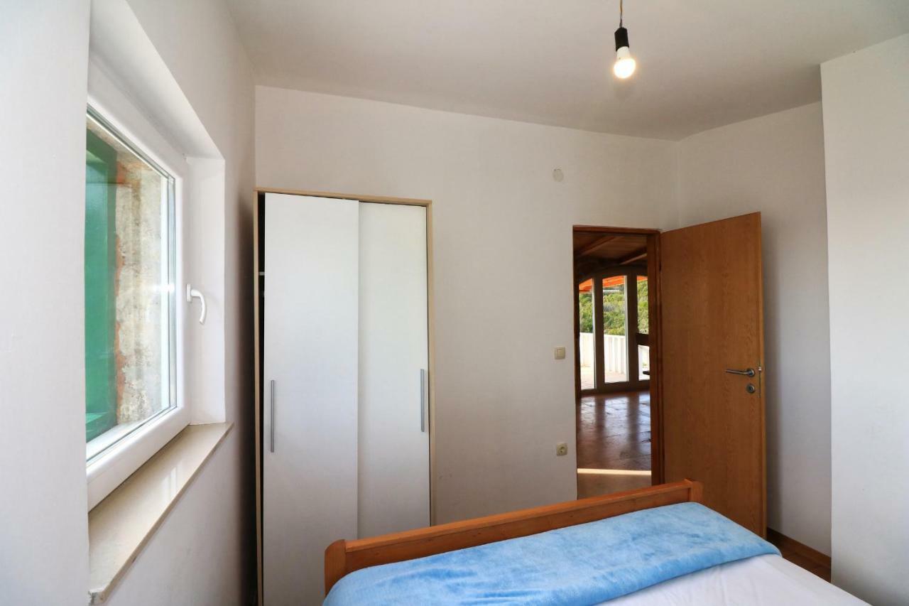 יזרה Holliday Home Robinson Tourism Maria מראה חיצוני תמונה