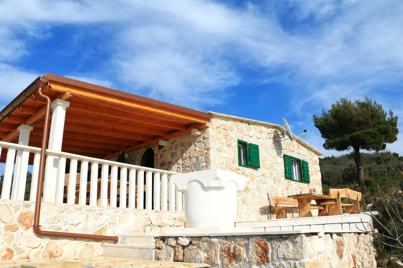 יזרה Holliday Home Robinson Tourism Maria מראה חיצוני תמונה